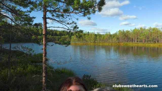 Превью Молодые студентки устроили групповой лесби секс на природе № 42379